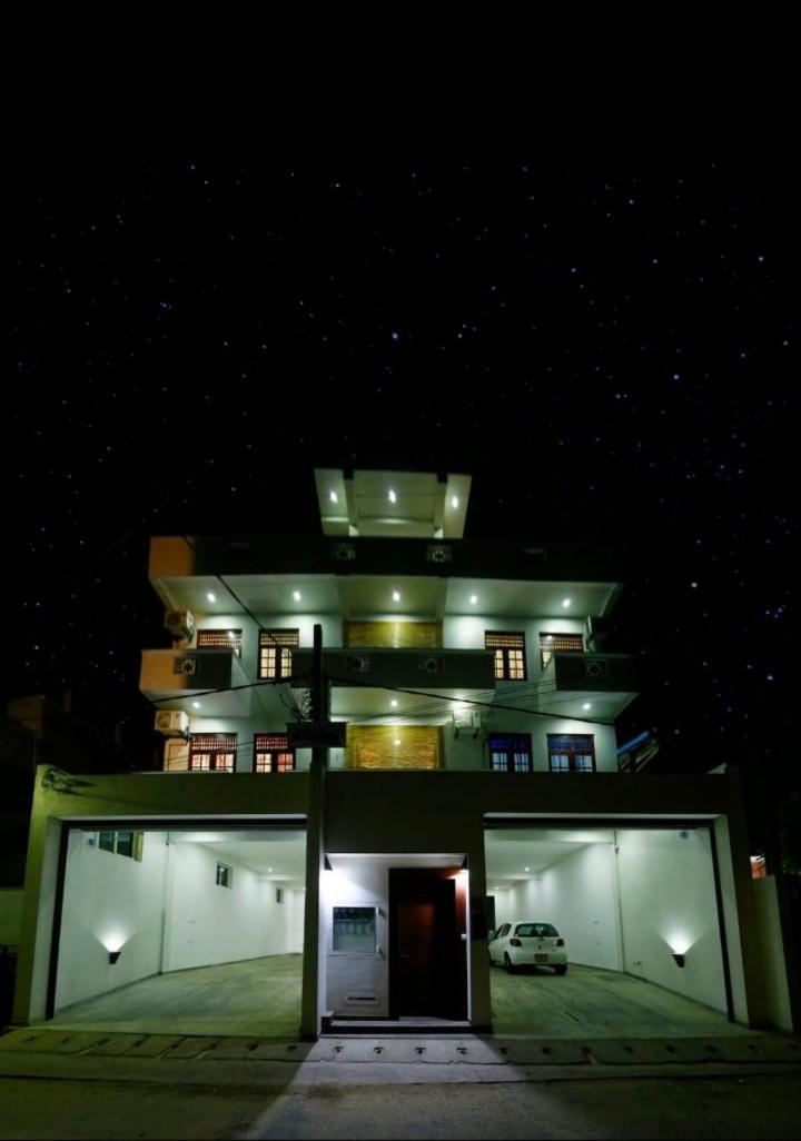 Orchidee Apartments Dehiwala-Mount Lavinia Exteriör bild
